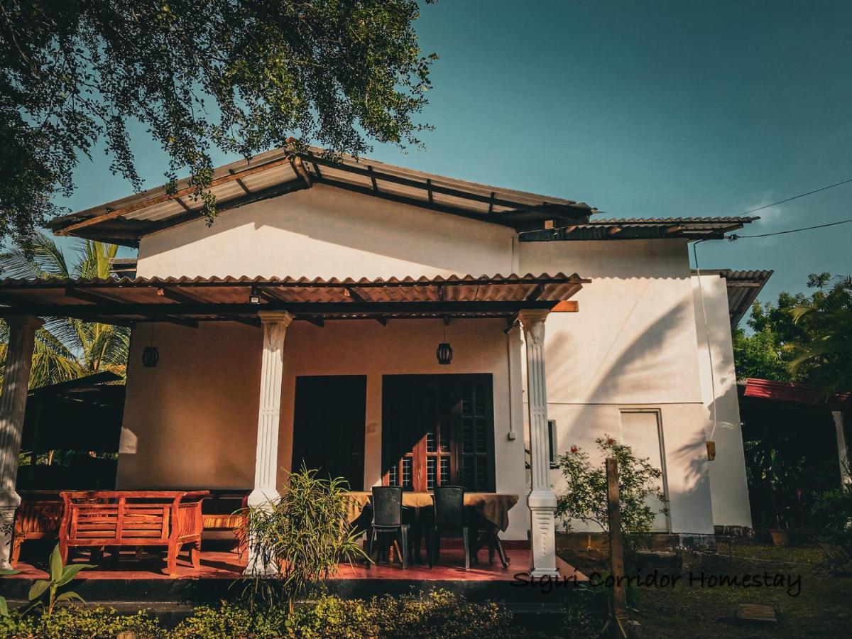 Sigiri Corridor Home Stay 锡吉里亚 外观 照片