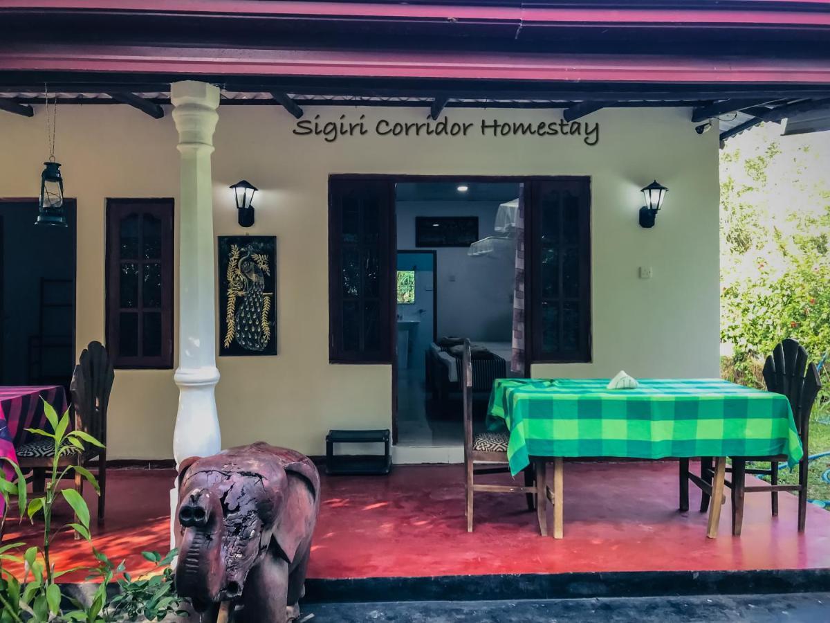 Sigiri Corridor Home Stay 锡吉里亚 外观 照片