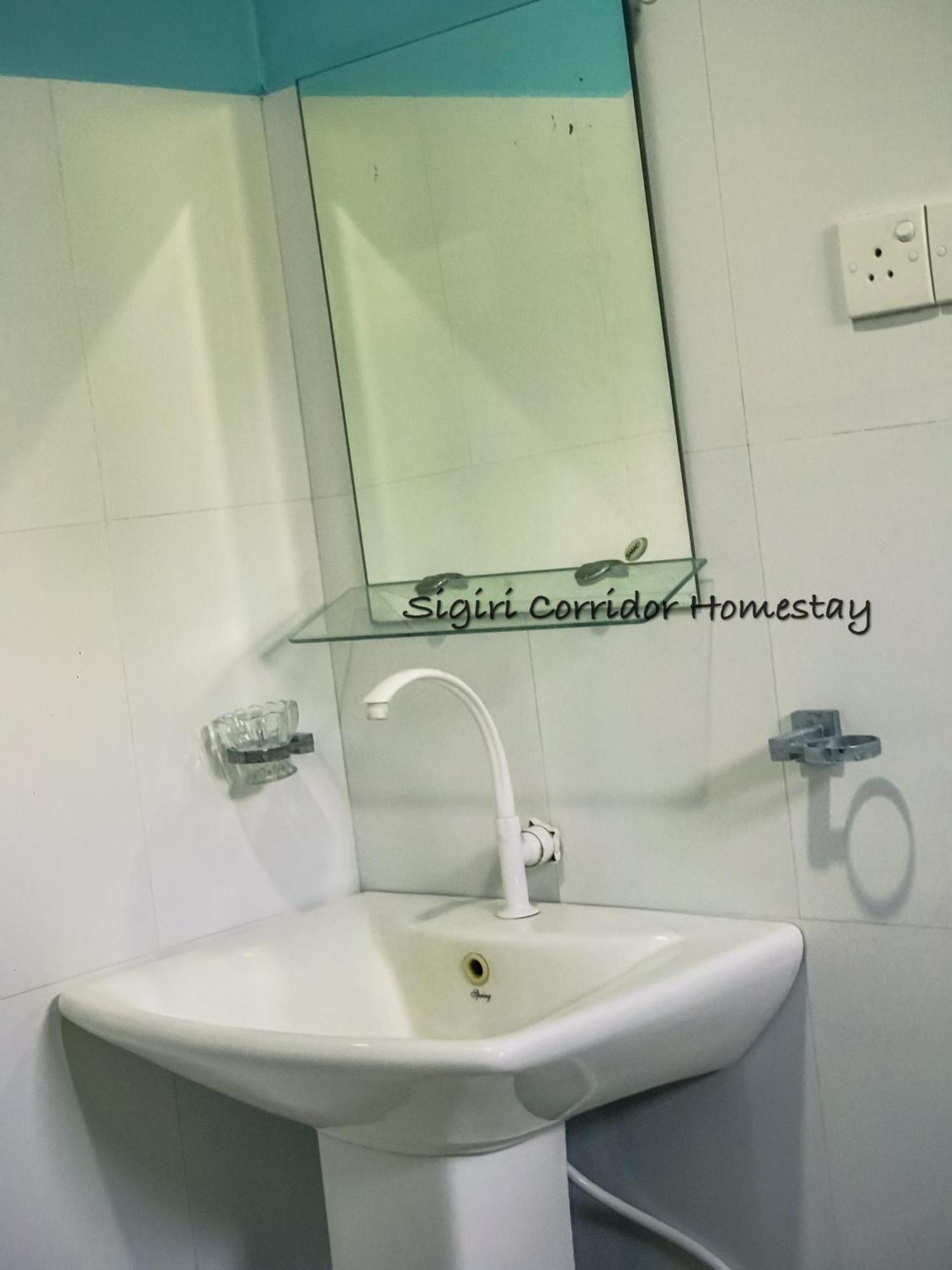 Sigiri Corridor Home Stay 锡吉里亚 客房 照片