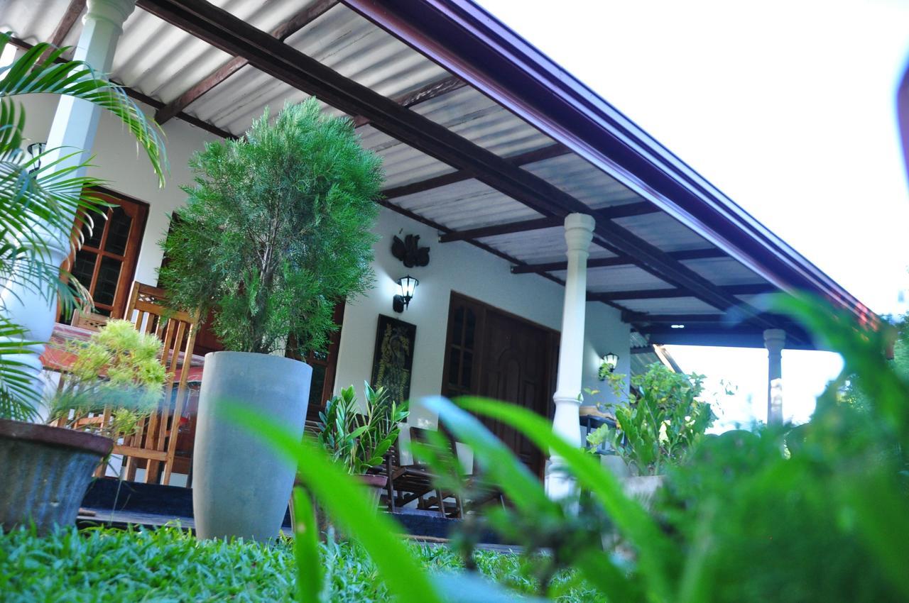 Sigiri Corridor Home Stay 锡吉里亚 外观 照片
