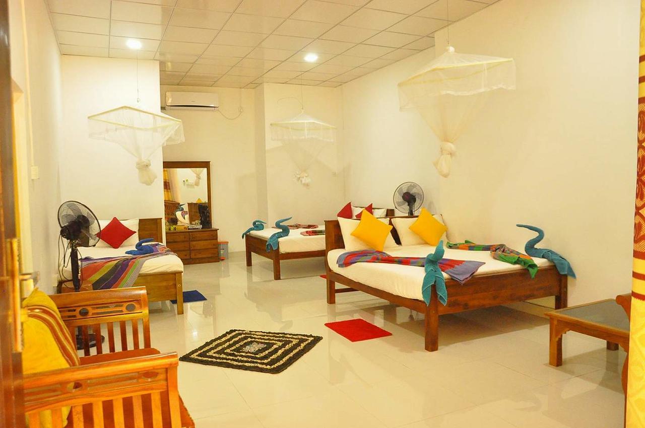 Sigiri Corridor Home Stay 锡吉里亚 外观 照片